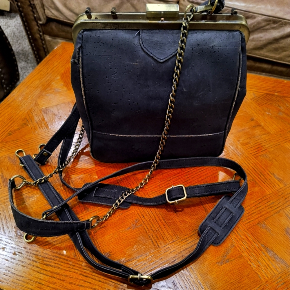 LaFlore Paris Bebebark Cross Body Purse